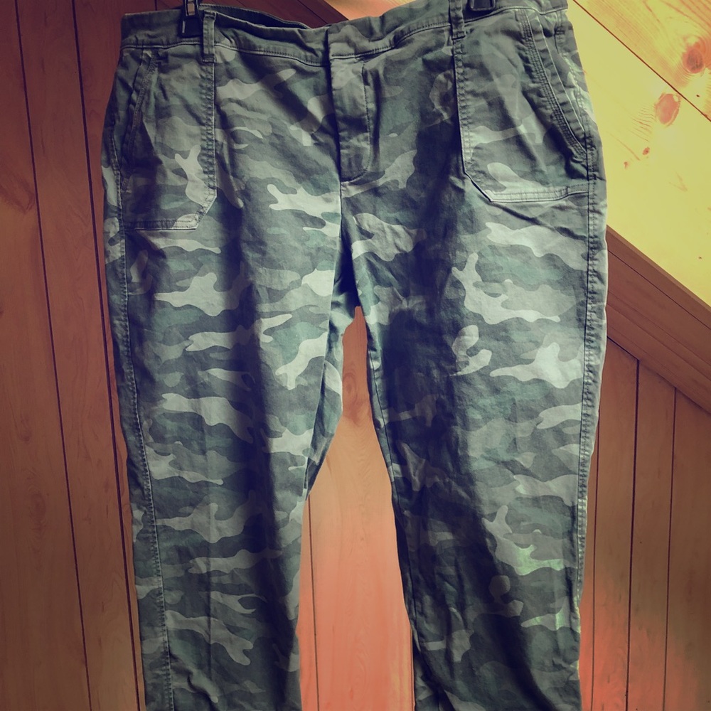 Old Navy cargo pants